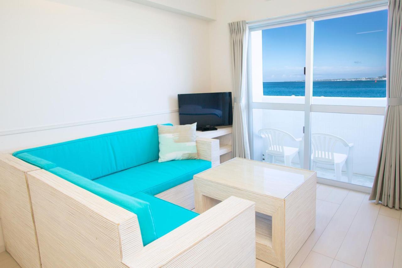 Costa Bella Condominium Resort Мотобу Екстериор снимка