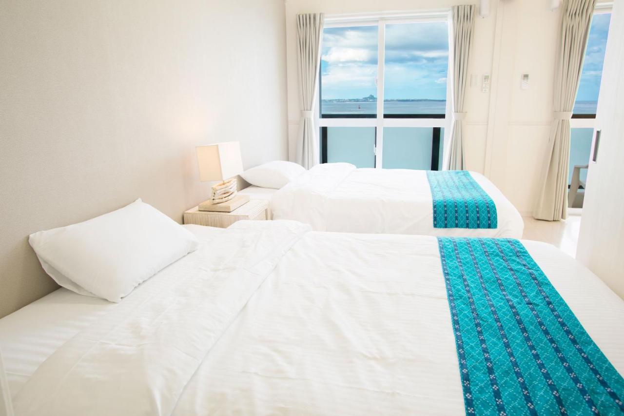 Costa Bella Condominium Resort Мотобу Екстериор снимка