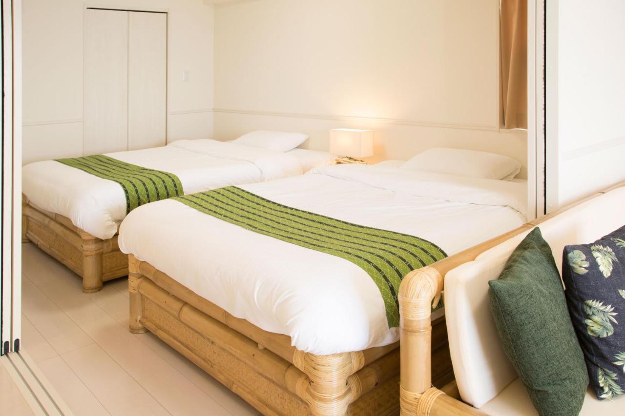 Costa Bella Condominium Resort Мотобу Екстериор снимка